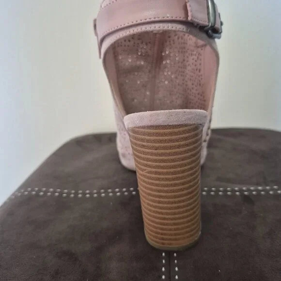 Pink Cut Out Booties - Picture 5 of 11